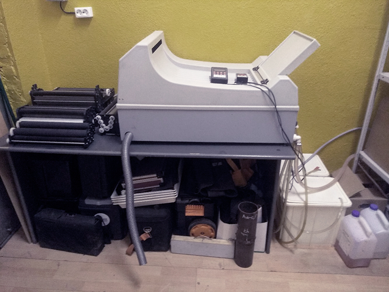Подержанная автоматическая проявочная машина для рентгеновской плёнки
